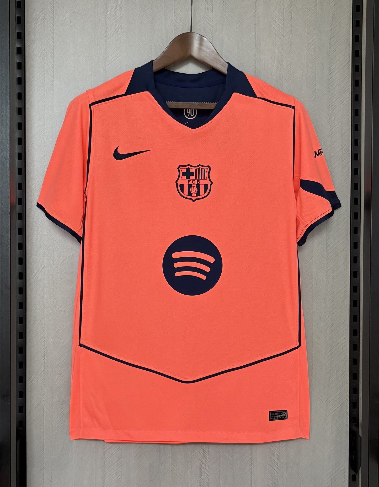 Barcelona lll Orange 25/26