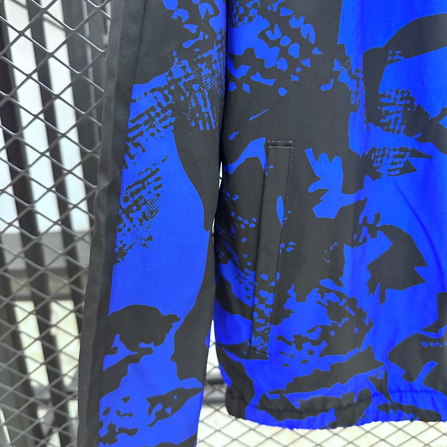 Internazionale Heavy-Duty Windbreaker – Silicone Embroidered Details