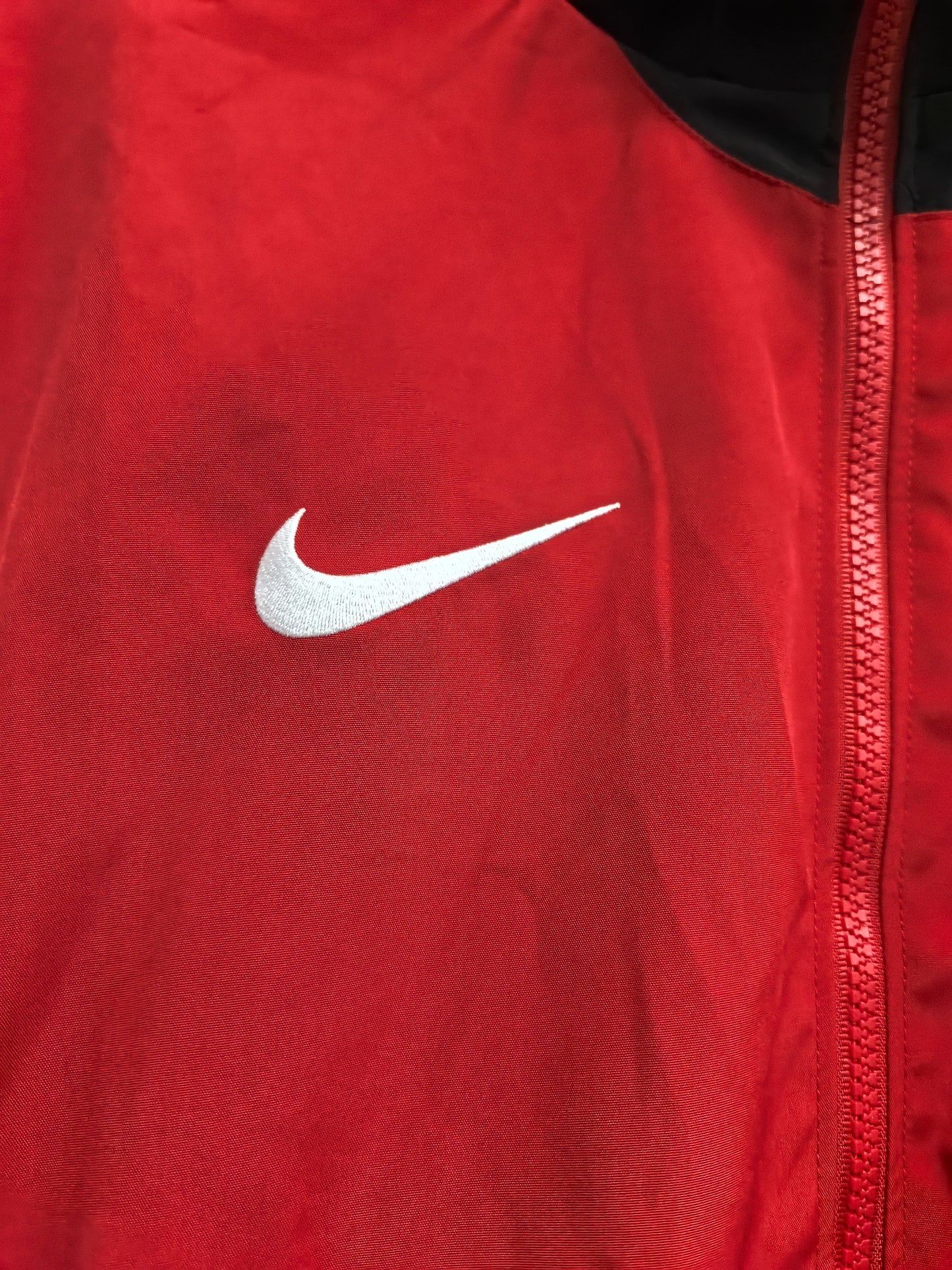 Manchester Heavy-Duty Windbreaker – Silicone Embroidered Details